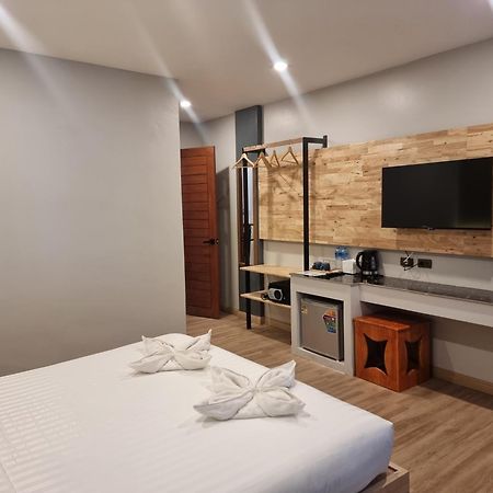 Diva Boutique Hotel Patong Экстерьер фото